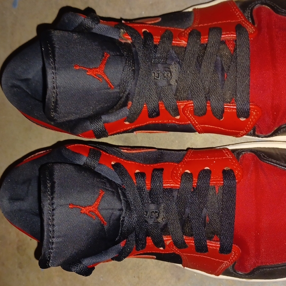Retro Jordan 1s low's - Picture 7 of 9